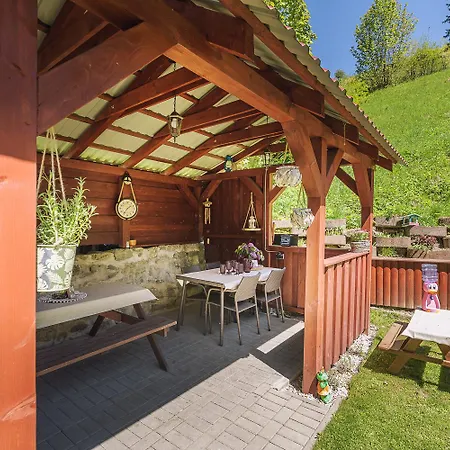 Holiday home Dolinka
